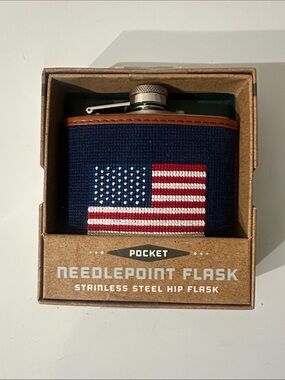 NWT theKRAFTMAN NIB Needlepoint Flask 6fl oz
Stainless Steel American Flag
Flask